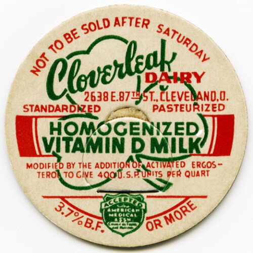 cloverleaf dairy, old milk cap, cardboard milk lid, free vintage milk bottlecap, free vintage christmas color ephemera