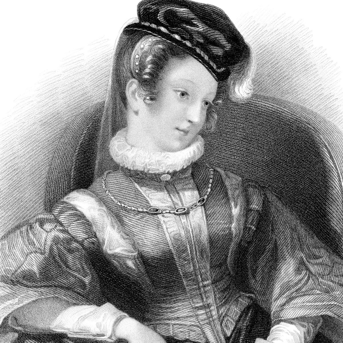 free printable Victorian lady seated in chair black and white engraving
