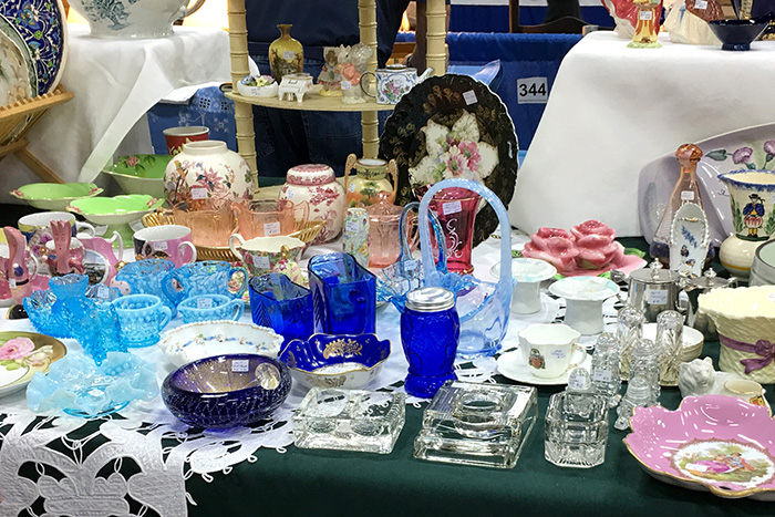 Display of antique dishes